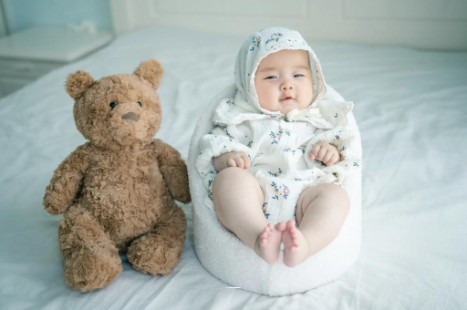 襄阳宝宝吃不饱母乳的症状